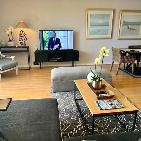 Parama 003 Secure, Luxurious Waterfront Apartment Cape Town Bagian luar foto