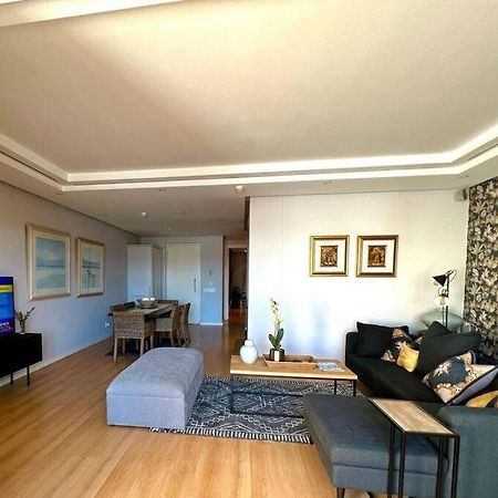 Parama 003 Secure, Luxurious Waterfront Apartment Cape Town Bagian luar foto
